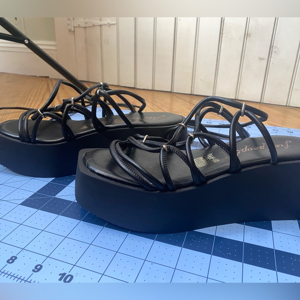 NWOT Free People Womens Georgie Wrap Platform Sandals Black Size EU 38/US 7.5 - Picture 7 of 11